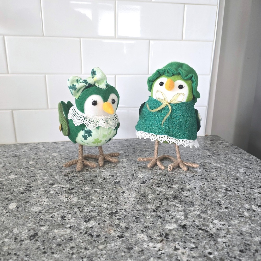 Spritz Style Fabric Birds St Patricks Day Figurines Green Shamrock Set of 2